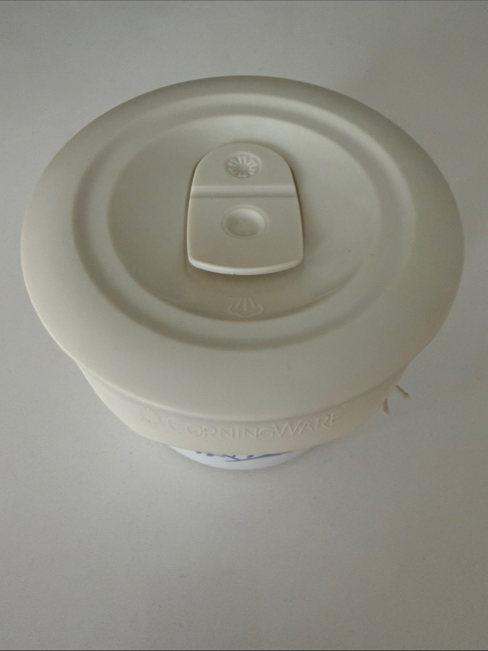 Corningware 60th AnniversaryWhite Canister with Blue Floral Design and Cream Lid - Picture 3 of 7